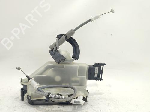 Høyre foran lås Høyre foran lås OPEL CORSA F (P2JO) 1.5 (68) (102 hp) 37607572 37607572