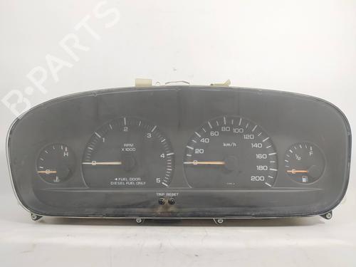 Used Instrument cluster CHRYSLER VOYAGER / GRAND VOYAGER III (GS_, NS_) [1995-2001]  8808841