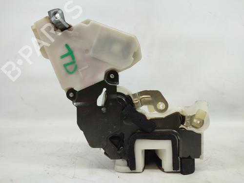 Vergrendeling rechts achter NISSAN PRIMERA (P10) 2.0 GT (150 hp) 15107050