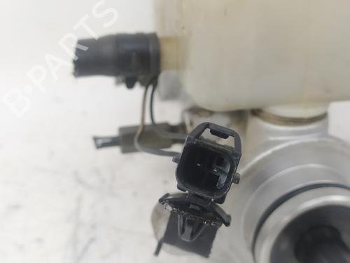 Brake master cylinder KIA SORENTO I (JC) 2.5 CRDi 4WD | BP13012843M77 
