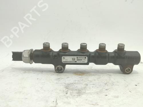 Einspritzleiste für PEUGEOT 5008 (0U_, 0E_) 1.6 HDi (110 hp) 31807706