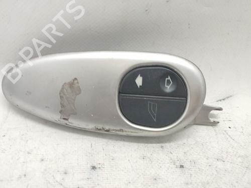 Mando elevalunas delantera derecho Mando elevalunas delantera derecho FORD PUMA (EC_) 1.4 16V (90 hp) 37027948 37027948