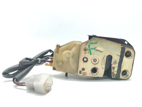 Fechadura trás esquerda MAZDA 626 V (GF) 2.0 (GFEP, GF12) (115 hp) 31623082