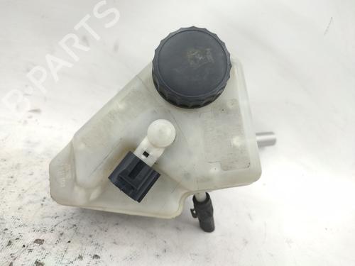 Brake master cylinder FORD MONDEO III Saloon (B4Y) 2.0 16V TDDi / TDCi | BP30090347M77 