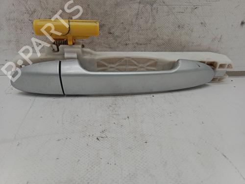 Used Rear right exterior door handle KIA CERATO I Saloon (LD) 1.5 CRDi (102 hp) 24938330