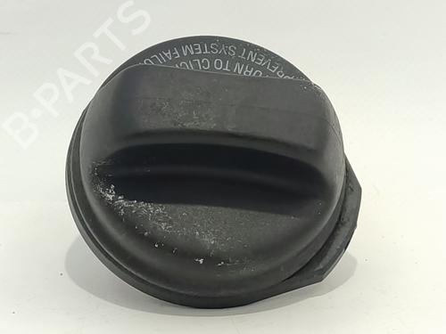 Used Fuel cap Fuel cap 39144236 39144236