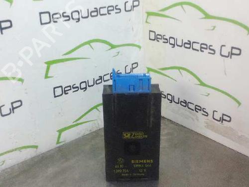 Used Electronic module BMW 7 (E32) 735 i, iL (211 hp) 7133302