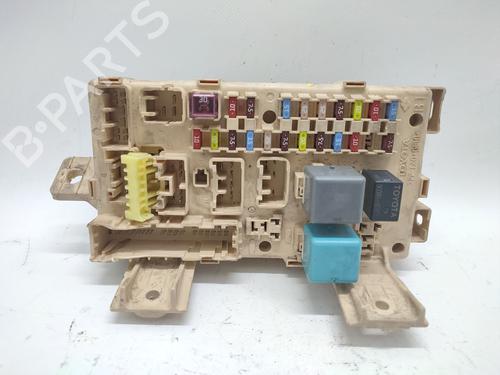 Used Fuse box Fuse box 33989517 33989517