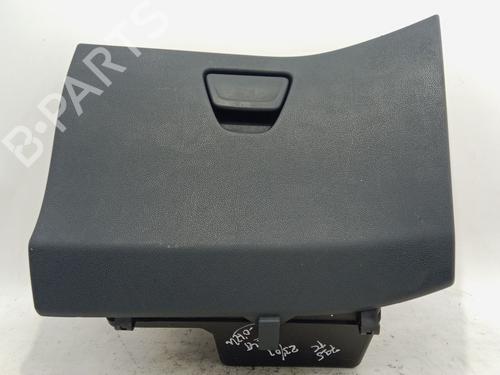 Used Glove box Glove box FORD FIESTA VI (CB1, CCN) 1.4 TDCi (70 hp) 34522909 34522909