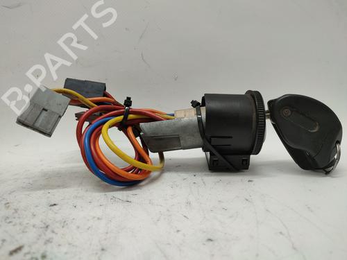 Used Ignition barrel PEUGEOT EXPERT (224_) 2.0 HDI (109 hp) 30611229
