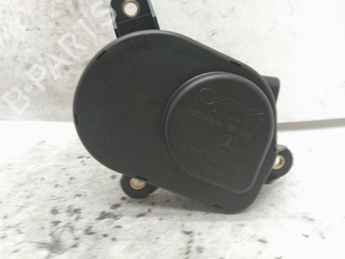 Used Throttle body MERCEDES-BENZ CLK (C209) CLK 270 CDI (209.316) (170 hp) 26438677