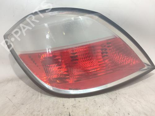 Used Left taillight OPEL ASTRA H (A04) [2004-2014]  16734959