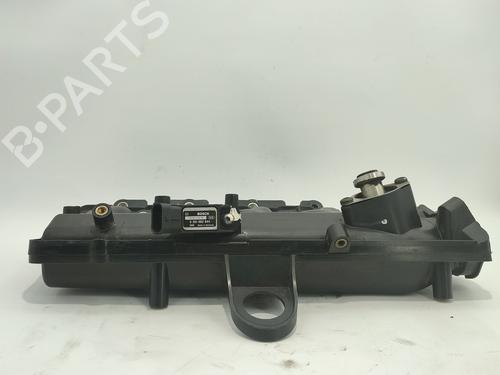 Używane Kolektor ssący OPEL COMBO Tour 1.7 CDTI 16V (101 hp) 31043475