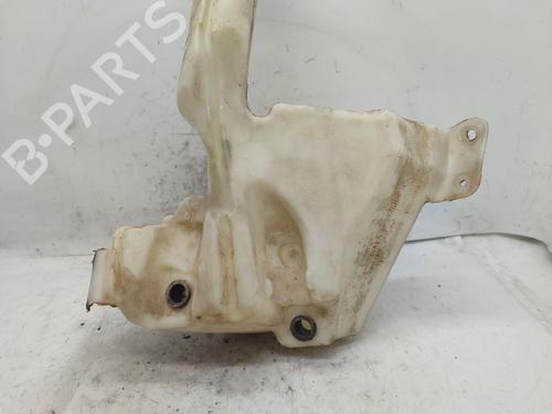 Windscreen washer tank JEEP GRAND CHEROKEE II (WJ, WG) 3.1 TD 4x4 | BP25921605C113 