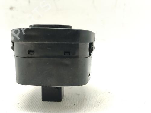 Left front window switch TATA INDICA 1.4 | BP32867990I27 - Image 7