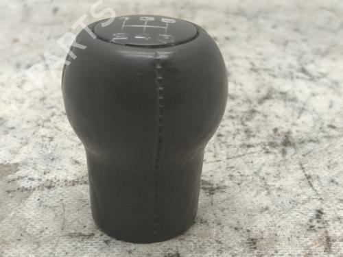 Used Shift knob AUDI 100 C4 Saloon (4A2) [1990-1994]  17835253