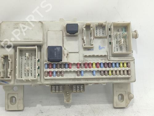 Used Fuse box Fuse box 38287759 38287759