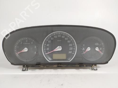 Used Instrument cluster HYUNDAI SONATA V (NF) 2.0 CRDi (140 hp) 8883119