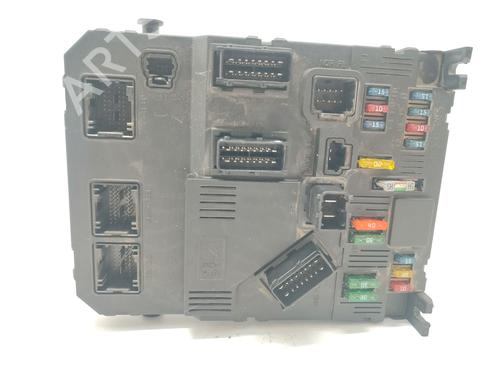 Used Fuse box PEUGEOT PARTNER MPV (5_, G_) 1.9 D (69 hp) 31587444