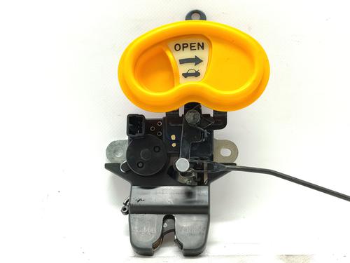 Used Tailgate lock Tailgate lock KIA MAGENTIS II (MG) 2.0 CRDi (140 hp) 32784588 32784588