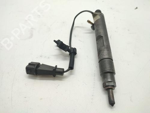 injector-seat-toledo-ii-1m2-1998-1999-2000-2001-2002-2003-2004-2005-2006-33986751 main image