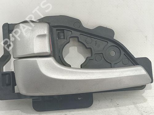 Used Rear left interior door handle Rear left interior door handle 38224258 38224258