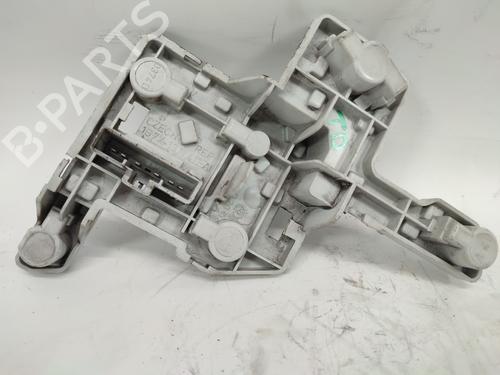 Used Lamp holder FORD MONDEO III (B5Y) [2000-2007]  15212328