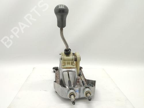 Used Gear lever Gear lever HYUNDAI SANTA FÉ I (SM) 2.4 16V (146 hp) 40044440 40044440