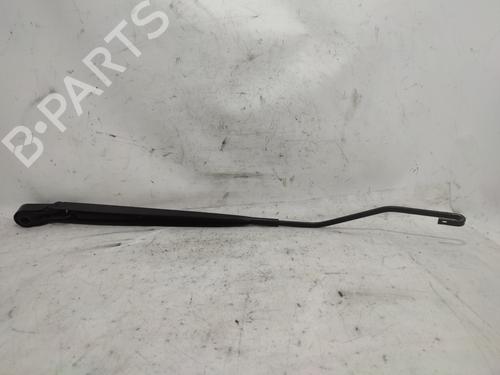 Used Front windshield wiper arm CITROËN C2 (JM_) 1.4 HDi (68 hp) 23080411