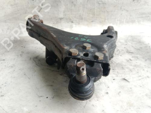 Right front suspension arm KIA SORENTO I (JC) 2.5 CRDi 4WD | BP32394295M13