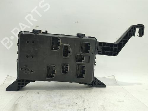 Fuse box FORD MONDEO III Saloon (B4Y) 2.0 TDCi | BP32122157E1