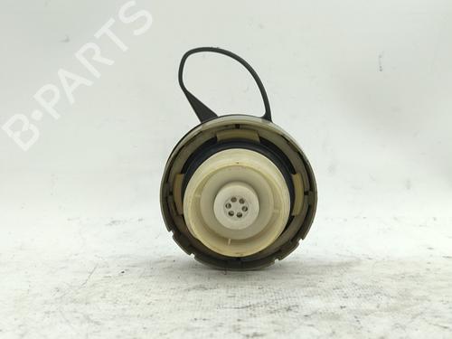 Fuel flap TOYOTA AVENSIS Estate (_T25_) 2.2 D-4D (ADT251_, ADT251R) | BP29924548C131