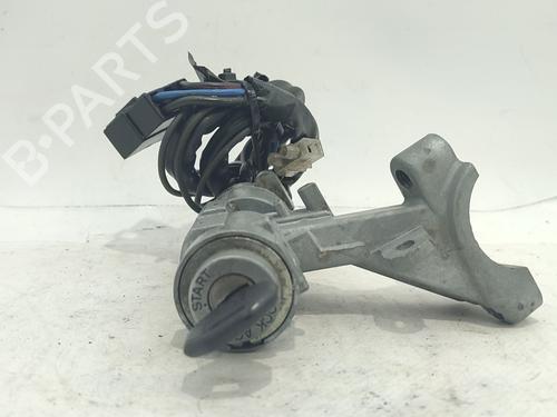 Used Ignition barrel MITSUBISHI PAJERO I Canvas Top (L04_G) 2.3 TD (L043G, L048G) (84 hp) 32028523