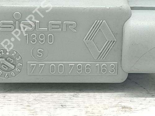 Licence plate light RENAULT MEGANE II (BM0/1_, CM0/1_) | BP30149911I40