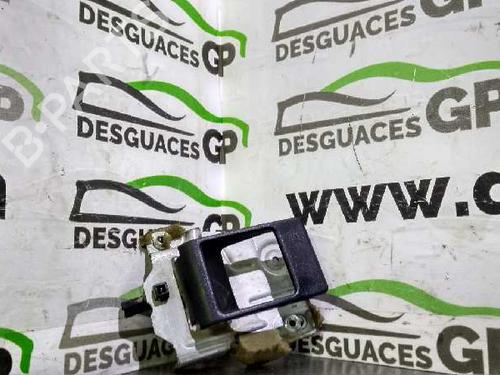 Used Rear left interior door handle LAND ROVER FREELANDER I (L314) 2.0 Td4 4x4 (112 hp) 7138544