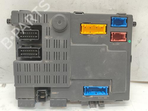 Used Fuse box CITROËN XSARA (N1) 1.9 D (70 hp) 22779031
