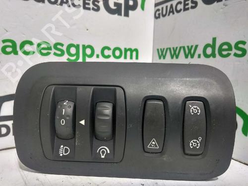 Used Switch RENAULT MEGANE II Estate (KM0/1_) [2003-2012]  7146897