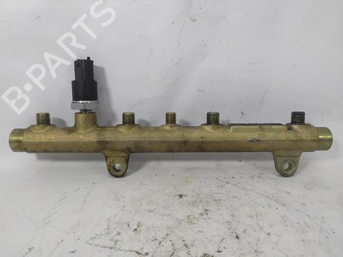 Used Injection rail RENAULT LAGUNA I (B56_, 556_) 1.9 dCi (B56W) (107 hp) 11512732