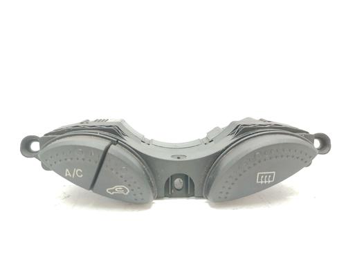 BP30002274I30 main image