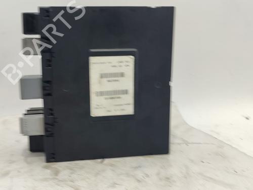 Used Fuse box Fuse box SEAT LEON (1P1) 2.0 TDI 16V (140 hp) 33235750 33235750