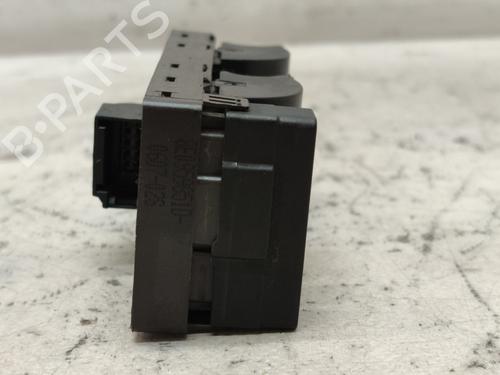 Left front window switch AUDI A4 B6 (8E2) 1.9 TDI | BP17790285I27 - Image 3
