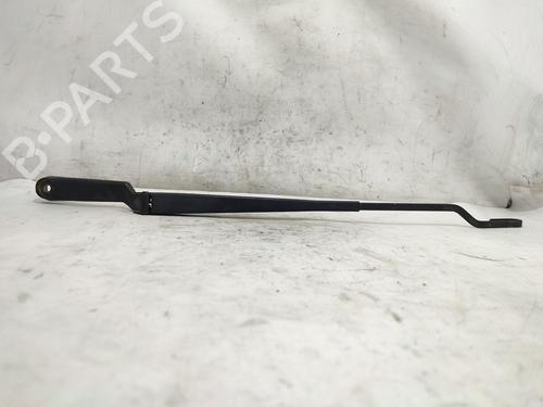 Used Front windshield wiper arm AUDI A3 (8L1) [1996-2006]  28095386
