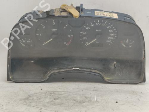 Used Instrument cluster OPEL ZAFIRA A MPV (T98) [1999-2006]  16671353