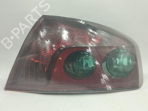 Used Right taillight PEUGEOT 407 (6D_) 1.6 HDi 110 (6D9HZC, 6D9HYC) (109 hp) 31627057
