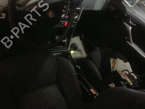 Right front window switch ALFA ROMEO 146 (930_) 1.9 JTD (930.B4B) | BP31805213I26