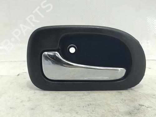 Used Front left interior door handle HONDA CIVIC VI Fastback (MA, MB) 1.5 16V (MB3) (114 hp) 32395905