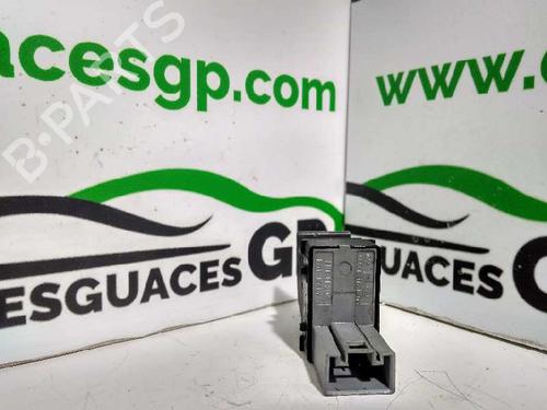 Right front window switch SEAT TOLEDO III (5P2) 1.9 TDI | BP7144952I26 