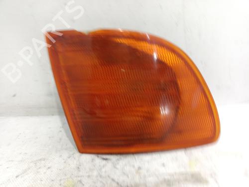 Used Right taillight MERCEDES-BENZ VITO Van (W638) 110 D 2.3 (638.074, 638.078) (98 hp) 25882864