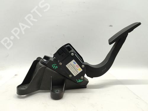 Used Pedal Pedal KIA MAGENTIS II (MG) 2.0 CRDi (140 hp) 32783590 32783590