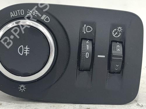 Hovedlysbryter Hovedlysbryter OPEL CORSA F (P2JO) 1.5 (68) (102 hp) 37607593 37607593